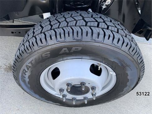 Used 2024 Ford F350 XL AWD/4WD image 16