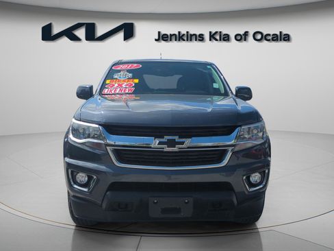 Used 2017 Chevrolet Colorado LT w/ LT Convenience Package image 7