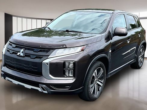 Used 2020 Mitsubishi Outlander Sport ES FWD image 3
