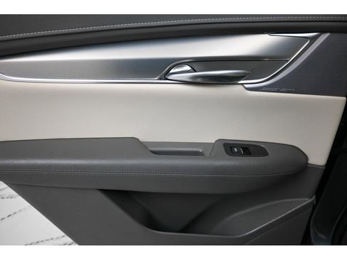 Used 2022 Cadillac XT5 Premium Luxury image 25