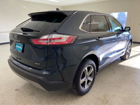 Used 2024 Ford Edge SEL w/ Convenience Package AWD/4WD image 8