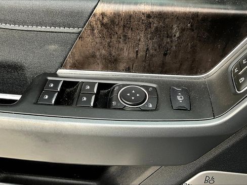 Used 2023 Ford F350 Lariat w/ Lariat Ultimate Package image 34