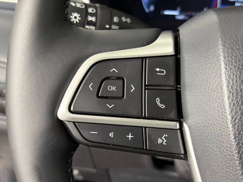 Used 2026 Toyota Highlander Platinum AWD/4WD image 26