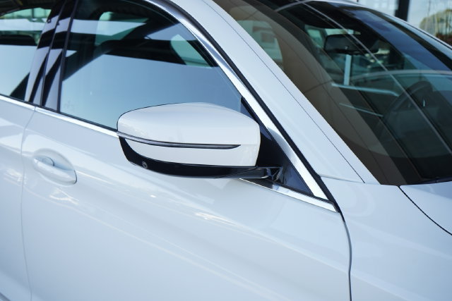 Used 2020 BMW 530e w/ Convenience Package RWD image 9