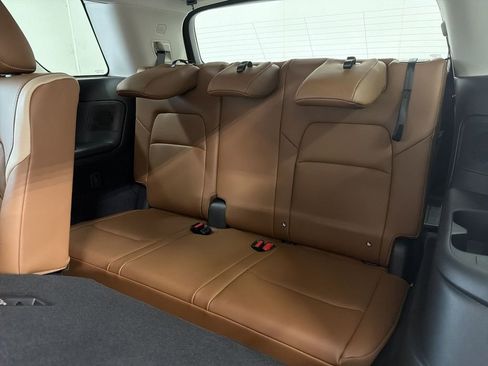 New 2026 Nissan Pathfinder Platinum w/ Cargo Package image 17