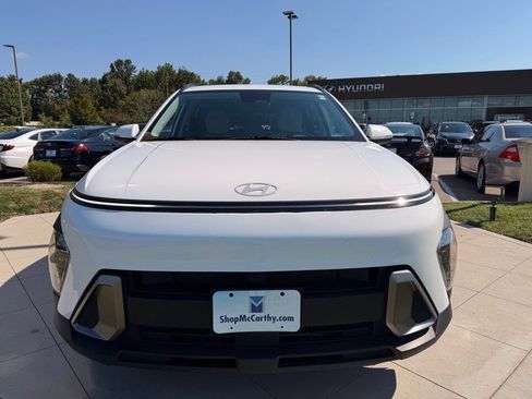 Used 2024 Hyundai Kona SEL FWD image 12