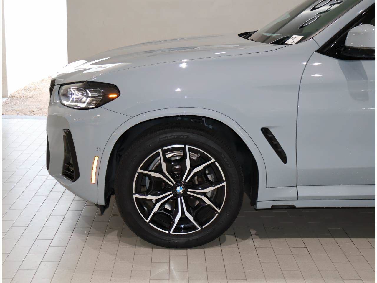Certified 2024 BMW X3 xDrive30i w/ Premium Package w/ZPA AWD/4WD image 4