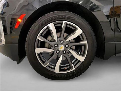 Used 2022 Chevrolet Equinox Premier FWD image 10