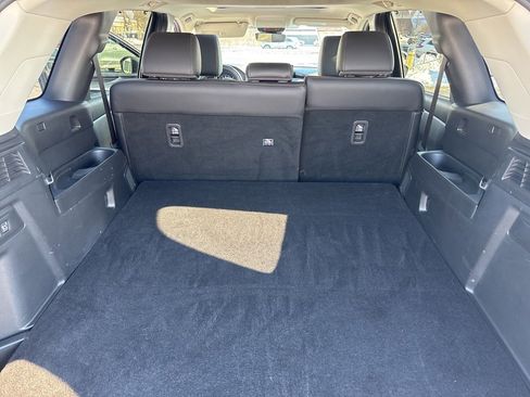 Used 2025 MAZDA CX-70 3.3 Turbo w/ Preferred Package image 31