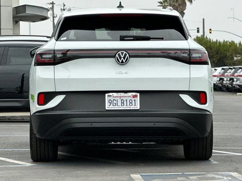Used 2023 Volkswagen ID.4 Pro RWD image 6