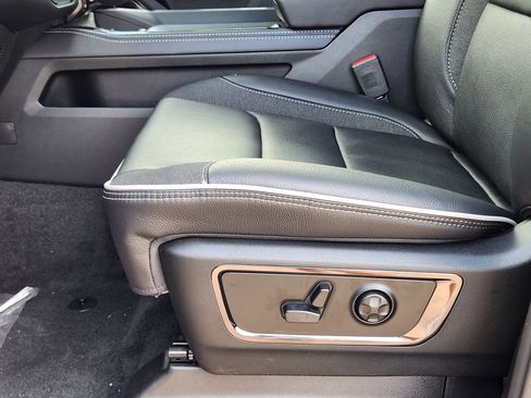 New 2026 RAM 1500 Limited image 18