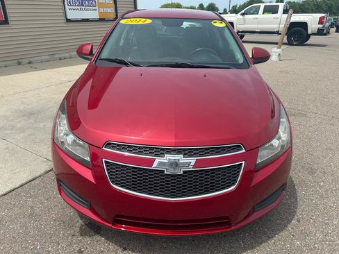 Used 2014 Chevrolet Cruze LT FWD image 2