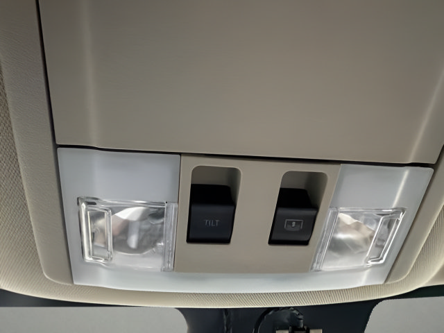 Used 2012 Ford Edge Limited AWD/4WD image 22