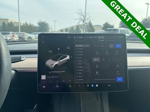 Used 2023 Tesla Model Y Long Range image 22