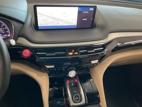 Certified 2024 Acura MDX SH-AWD w/ Technology Package image 16
