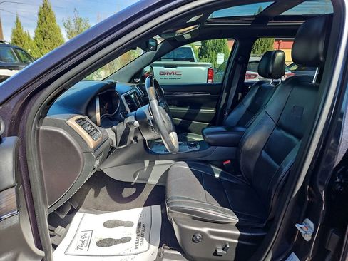 Used 2015 Jeep Grand Cherokee Overland image 9