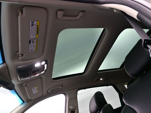 Certified 2025 Genesis GV80 3.5T Advanced image 19