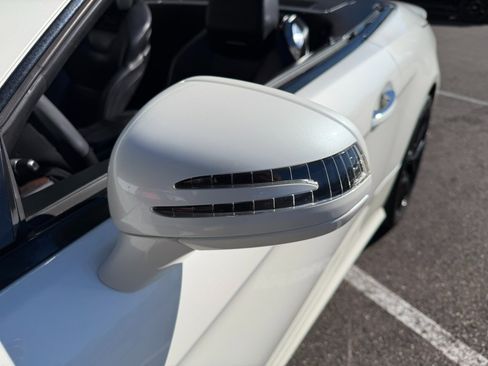 Used 2013 Mercedes-Benz SL 550 image 9