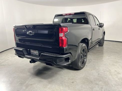 Certified 2024 Chevrolet Silverado 1500 High Country w/ Midnight Edition AWD/4WD image 8