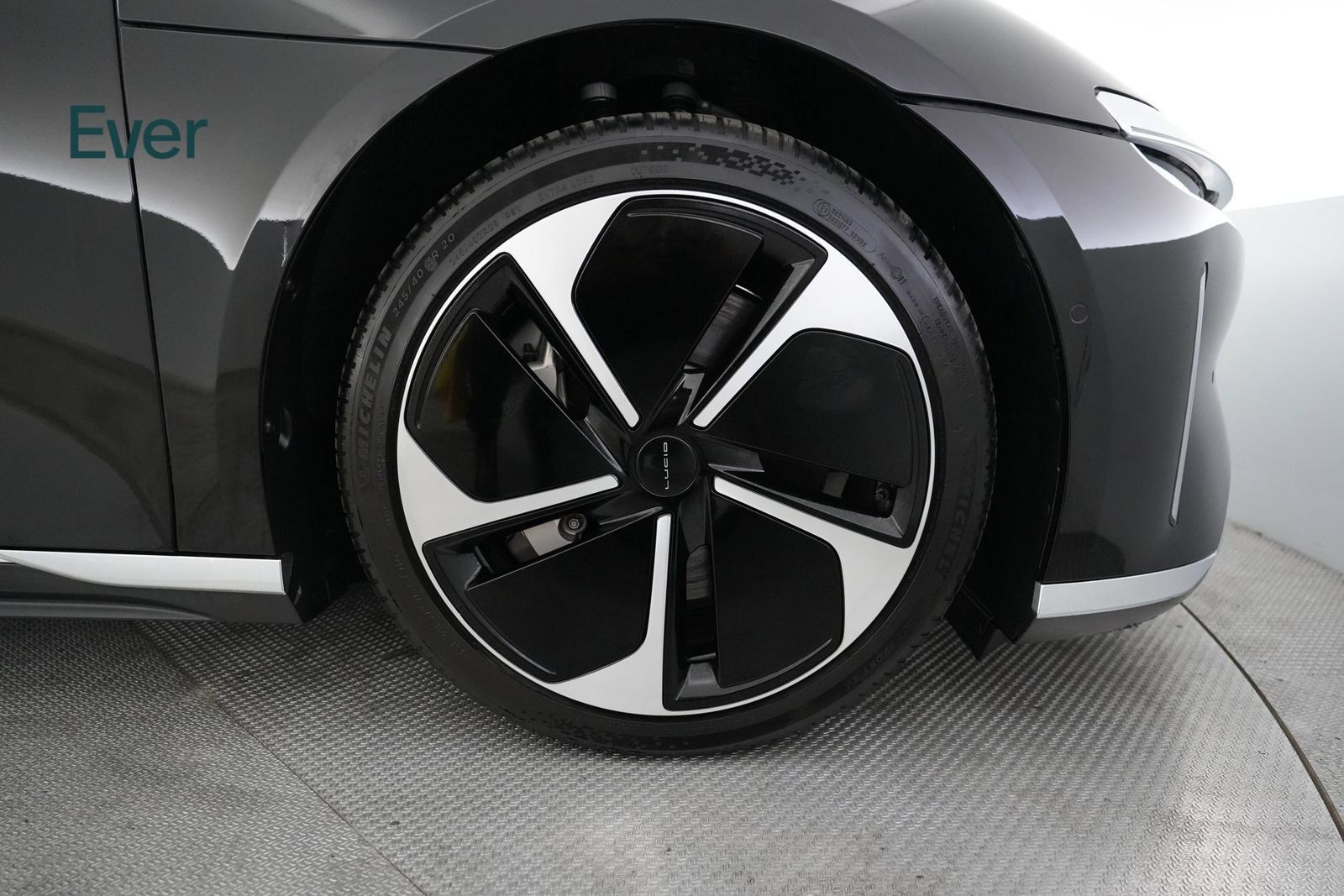 Used 2023 Lucid Air Touring AWD/4WD image 20