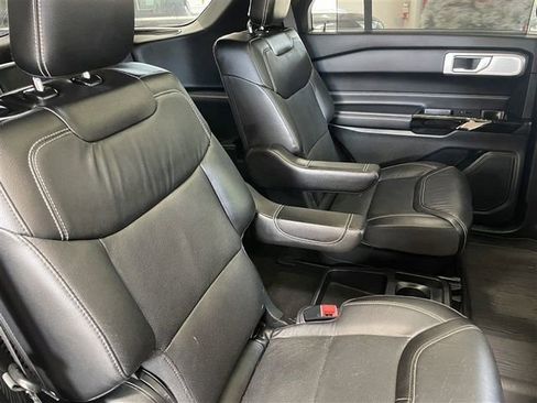 Used 2021 Ford Explorer ST w/ Equipment Group 401A AWD/4WD image 31