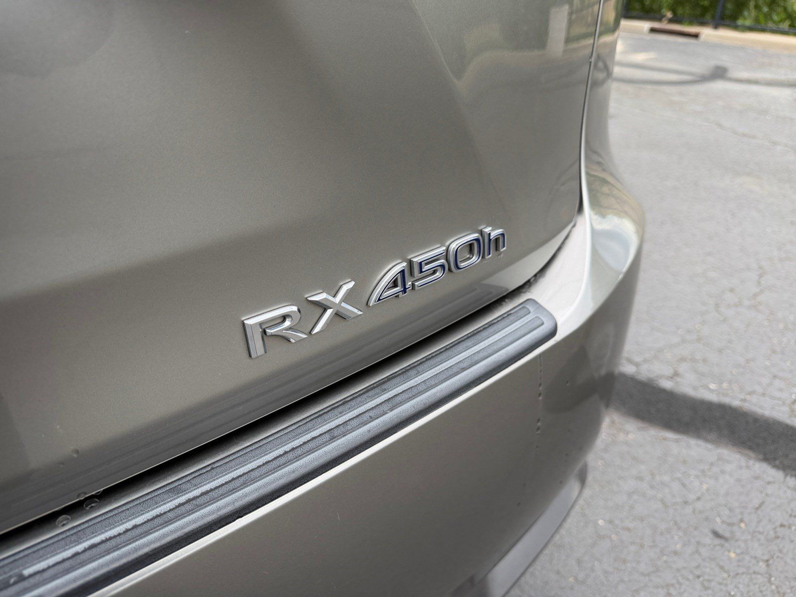 Used 2019 Lexus RX 450h AWD w/ Navigation Package image 23