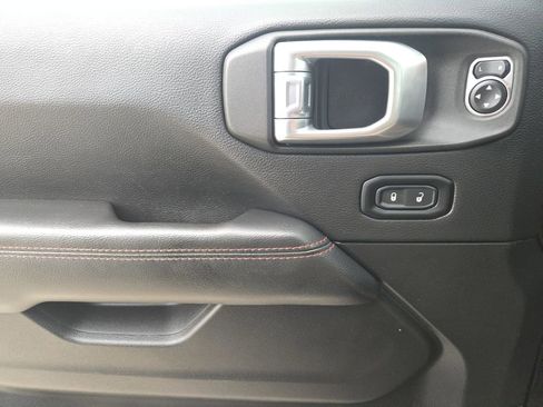 Used 2021 Jeep Gladiator Rubicon image 24