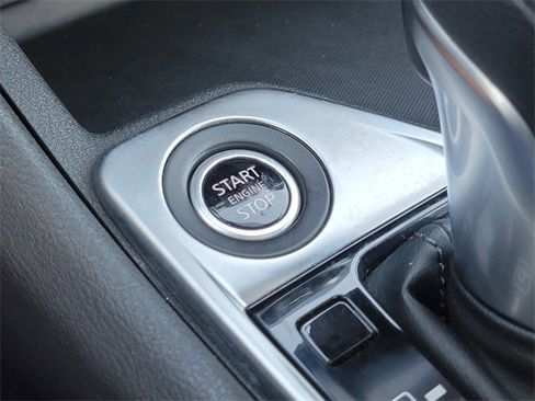 Used 2022 Nissan Sentra SV image 23