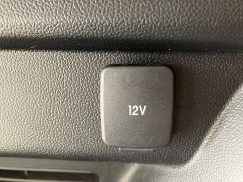 Used 2024 Ford Escape Platinum image 31