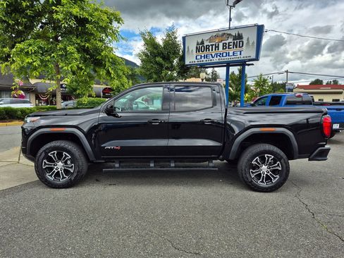 Used 2023 GMC Canyon AT4 AWD/4WD image 8