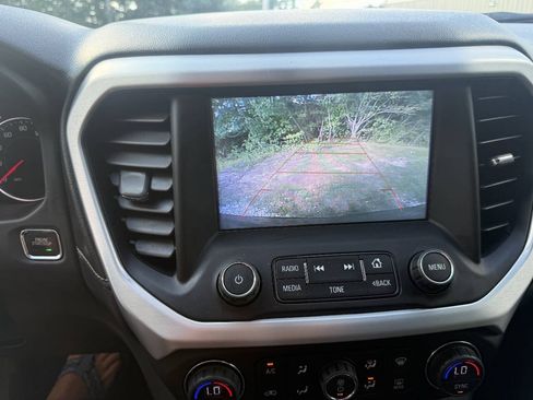 Used 2018 GMC Acadia SLT AWD/4WD image 12