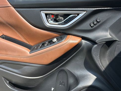 Used 2019 Subaru Forester Touring AWD/4WD image 8