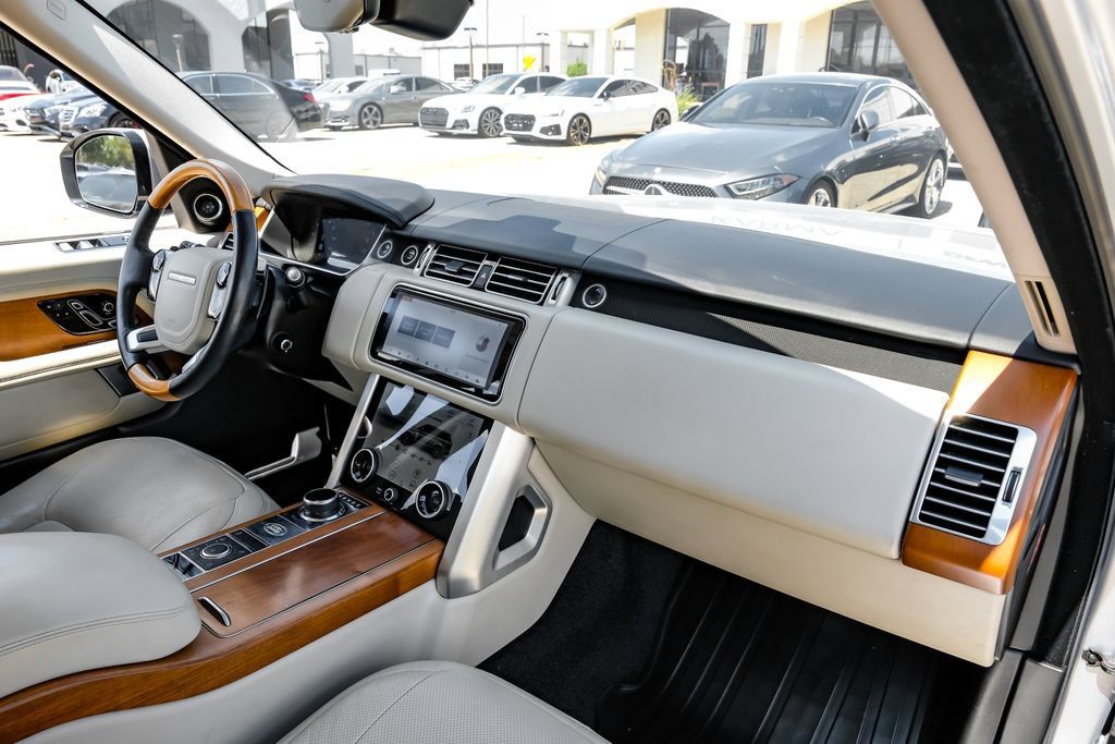 Used 2019 Land Rover Range Rover HSE AWD/4WD image 10