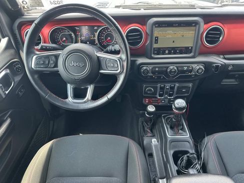 Used 2018 Jeep Wrangler Unlimited Rubicon AWD/4WD image 19