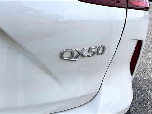 Used 2022 INFINITI QX50 Essential image 30