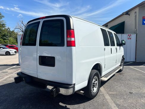 Used 2021 GMC Savana 2500 w/ Driver Convenience Package RWD image 10