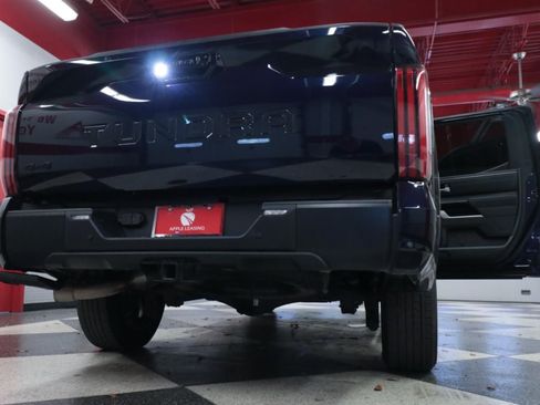 Used 2024 Toyota Tundra Limited AWD/4WD image 29