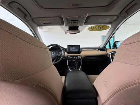 Used 2019 Toyota RAV4 XLE image 26