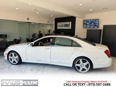 Used 2013 Mercedes-Benz S 550 w/ Sport Pkg Plus One image 9