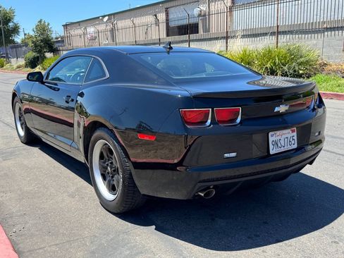 Used 2013 Chevrolet Camaro LS RWD image 4