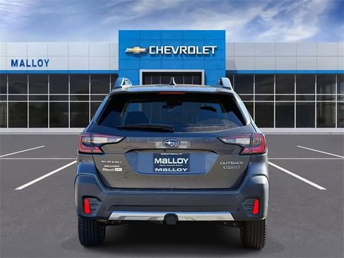 Used 2020 Subaru Outback Touring image 3