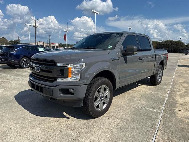Used 2018 Ford F150 XLT w/ Equipment Group 302A Luxury AWD/4WD image 3