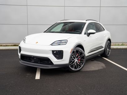 New 2026 Porsche Macan 4S Electric