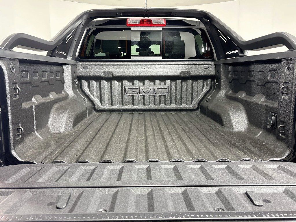 New 2026 GMC Canyon AT4 w/ Nightfall Edition AWD/4WD image 26