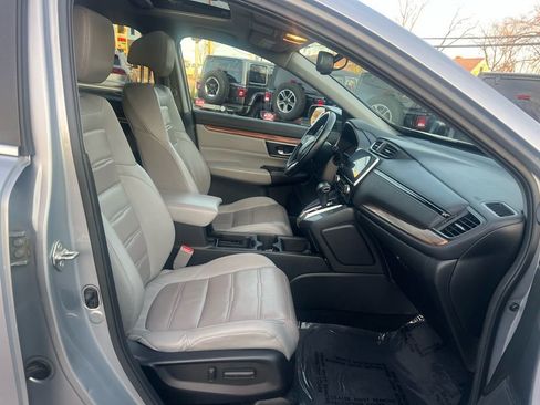 Used 2018 Honda CR-V Touring image 28