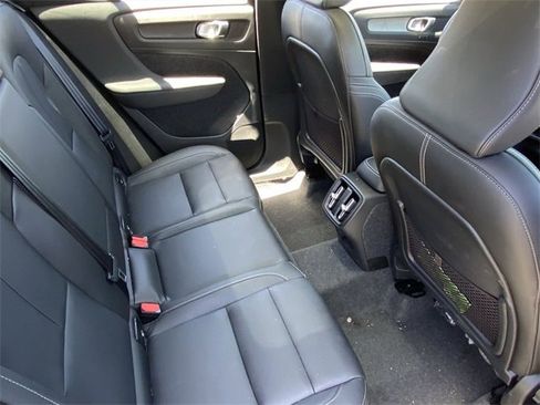 New 2025 Volvo XC40 B5 Core w/ Protection Package Premier image 15