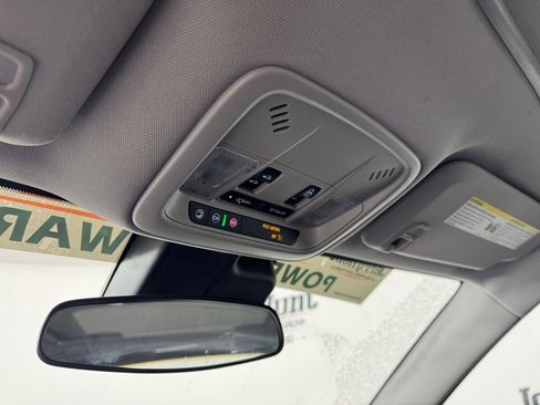 Used 2024 Chevrolet Malibu LT image 25