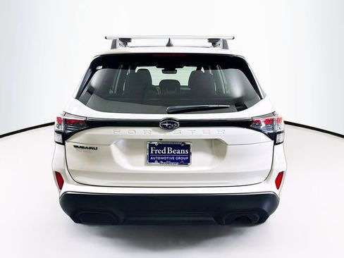 Used 2025 Subaru Forester Premium w/ Convenience Package #1 image 6