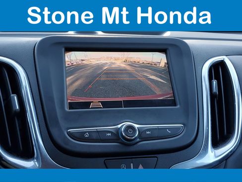 Used 2023 Chevrolet Equinox LT image 24