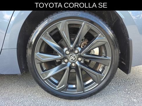 Used 2024 Toyota Corolla SE FWD image 15